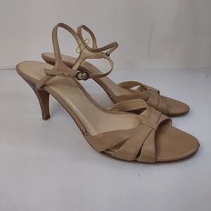 LOFT women's strappy heels size (10.M)